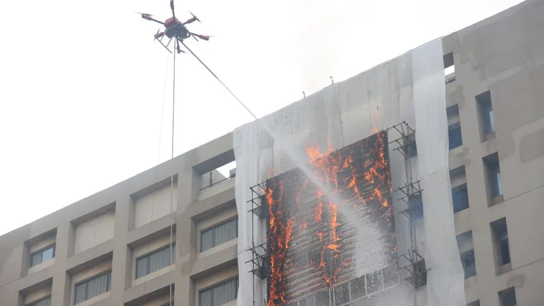 街道上的建筑

AI 生成的内容可能不正确。