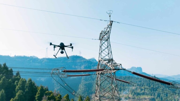 Application of Septentrio mosaic-X5 GNSS Receiver in Power Inspection UAVs